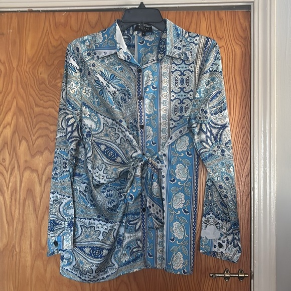 Beulah Style Paisley Button Up Style - Picture 12 of 13
